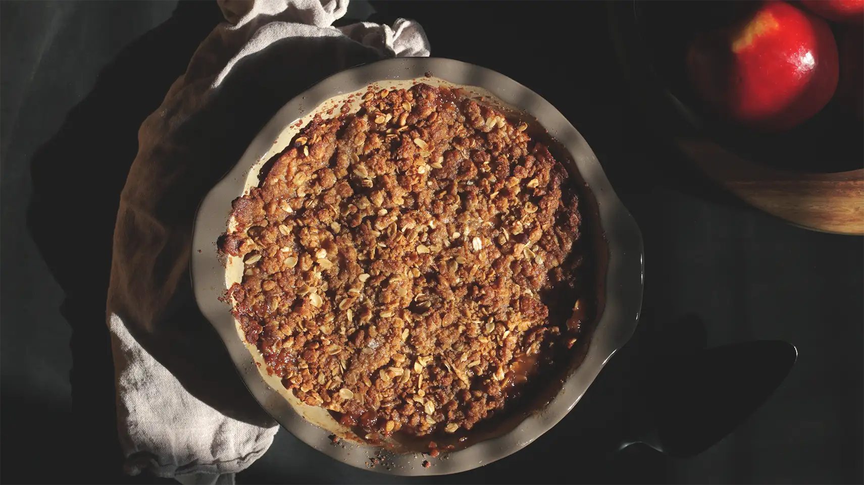 Cooked apple crisp in pie dish