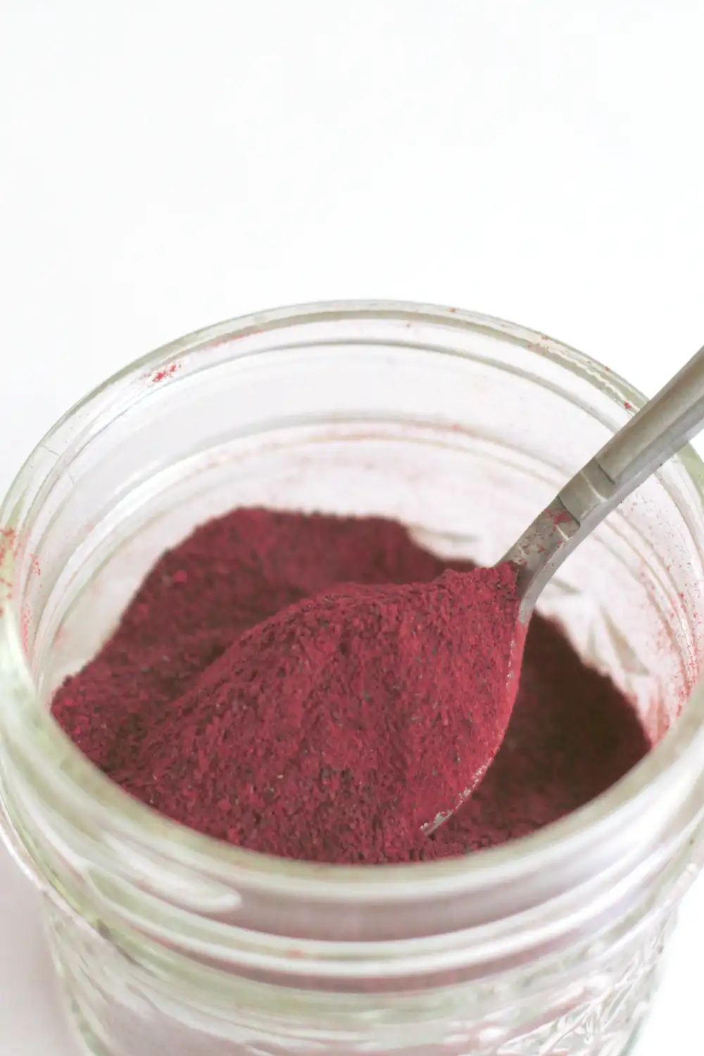 Beet powder in mason jar